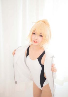 扒开腿